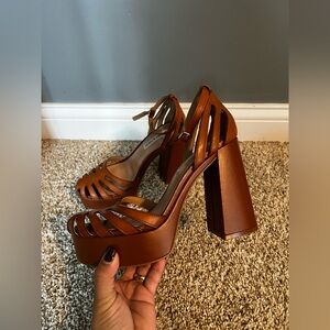 Chelsea & Violet Brown Platform Heels